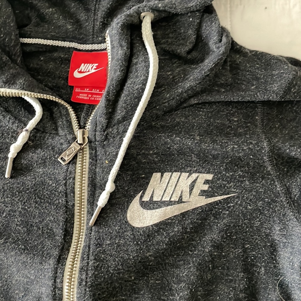 Jacket - Picture 2 of 3